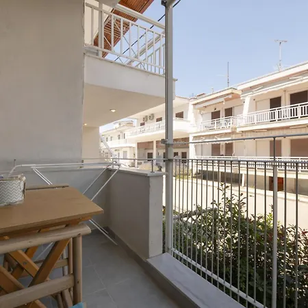 דירה Ammos Seafront Family *