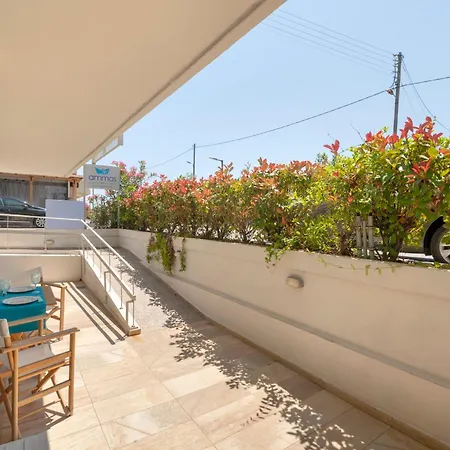 Apartment Ammos Seafront Family Nea Plagia