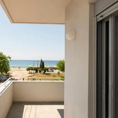 Ammos Seafront Family * Nea Plagia