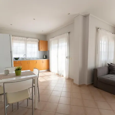 Ammos Seafront Family Apartman Néa Plája