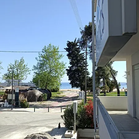 Ammos Seafront Family Lägenhet Nea Plagia