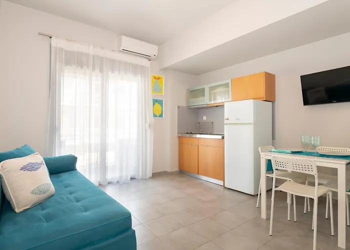Ammos Seafront Family Апартаменты